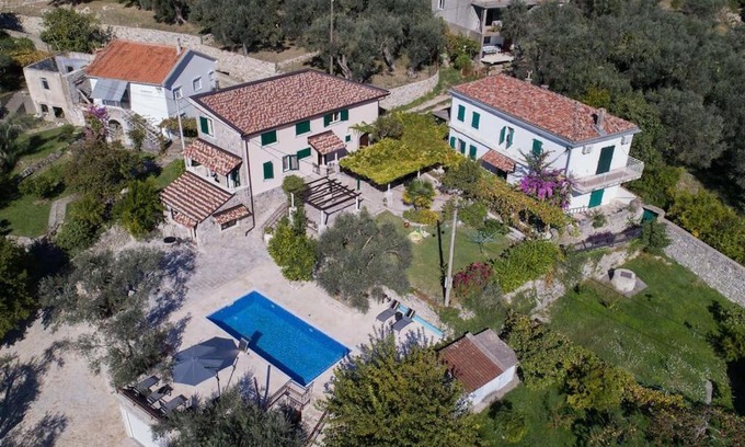 Stari Bar Villa | Villa Ella