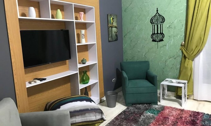 Taqseem Laselky Villa | Villa elmaadi private pool