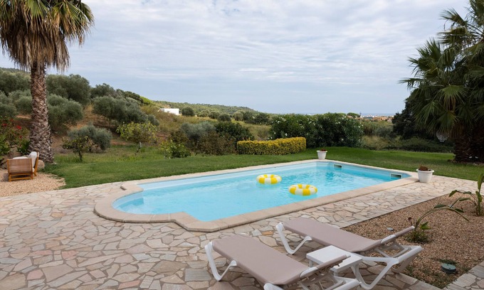Calonge Villa | Villa 'Ensueño' with Sea View, Wi-Fi and Air Conditioning