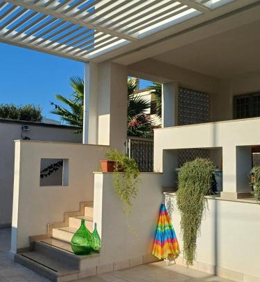 Torricella House | Villa Enza - A 150 passi dal mare