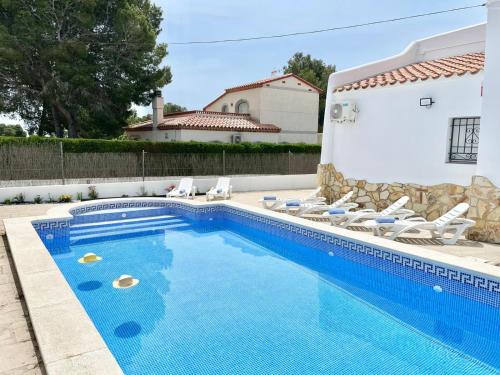 Les Tres Cales Villa | Villa Escaleta Costa dorada piscina salina y privada,barbacoa