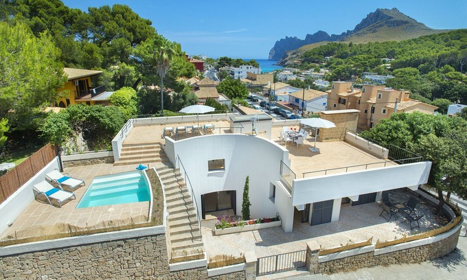 Cala San Vicente Villa | VILLA ESTRELLA DE MAR - 3 MIN WALK TO THE BEACH