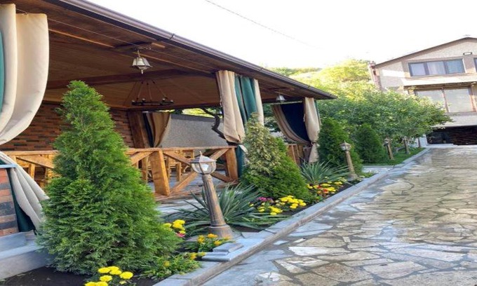 Artashavan Villa | Villa Family