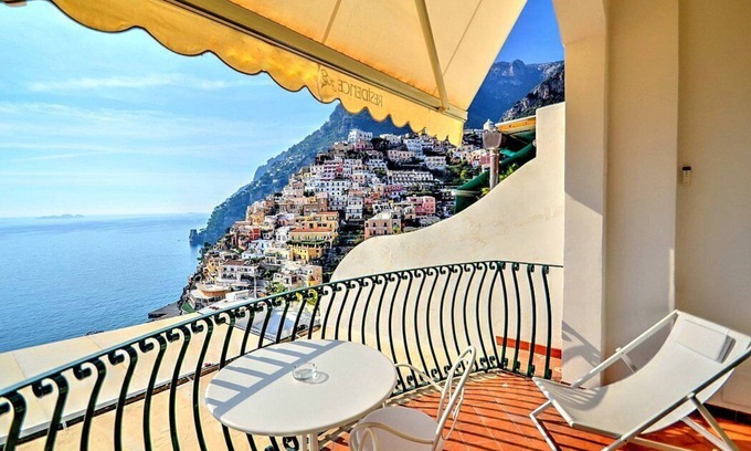 Positano City Centre House | Villa Faustina A: A bright and elegant studio apartment located in the center of Positano, with Free WI-FI.