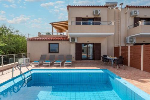 Pyrgos Psilonerou Villa | Villa Flora by PosarelliVillas