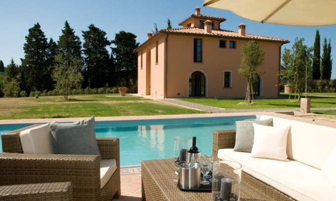 Peccioli Villa | Villa for 11 People in Tuscany with private pool