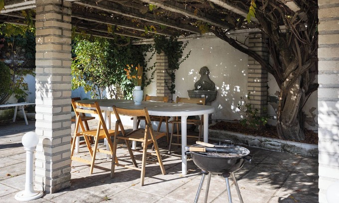 Torrelodones Villa | Villa for 8 people in the northwest of Madrid, 20 minutes from downtown，.