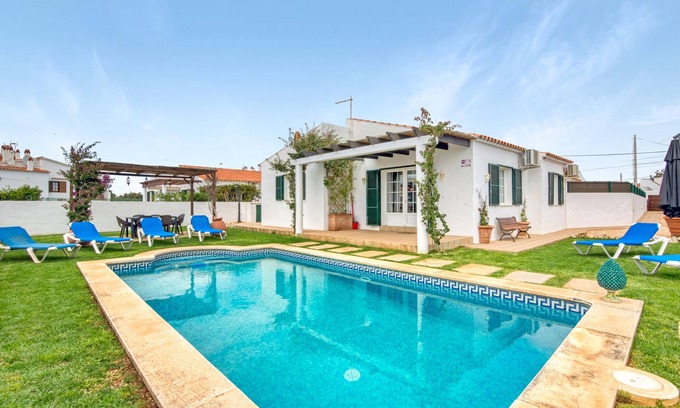 Cala en Porter Villa | Villa 'Forte' with Private Pool, Wi-Fi and Air Conditioning