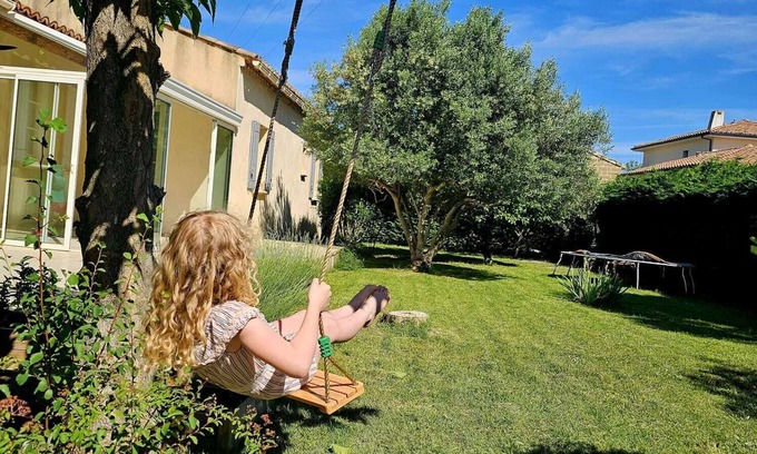 Saint-Quentin-la-Poterie House | Villa - Pool - 3 Bedrooms - Garden