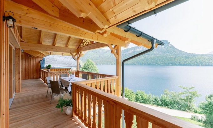Altaussee Apartment | Villa Frischmuth am See