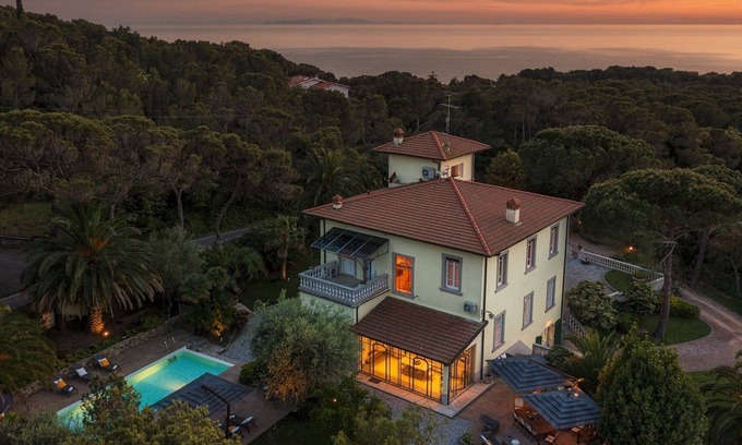 Rosignano Marittimo Villa | Villa Gaius 8+2, Emma Villas