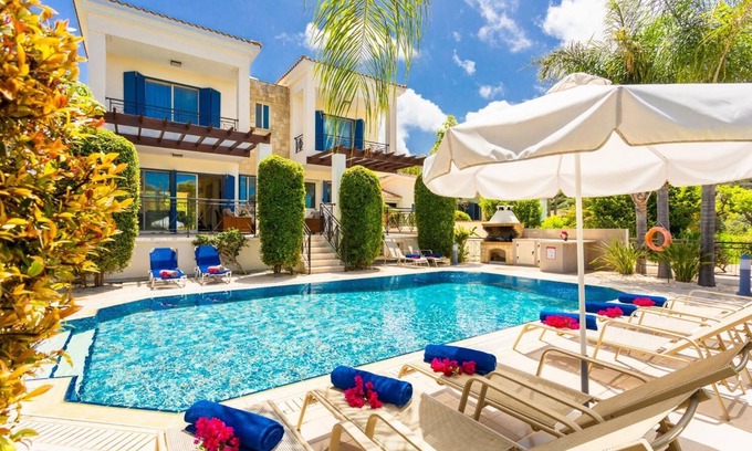 Neo Chorio Villa | Villa Galina - Five Bedroom Villa, Sleeps 11