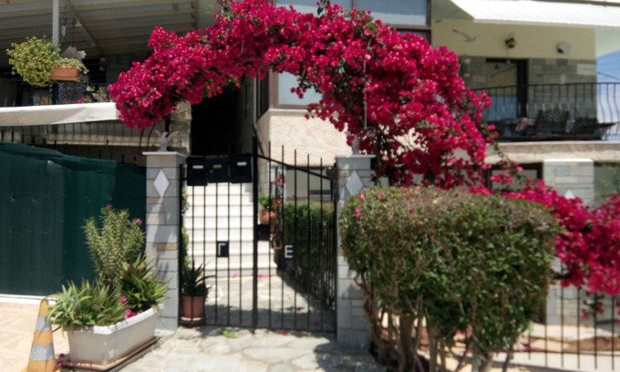 Nea Makri House | Villa George