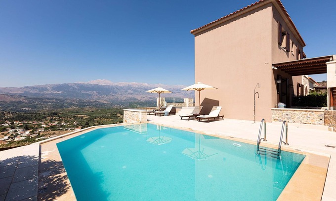 Apokoronas Villa | Villa Giasemi I Modern designed villa in a quiet location