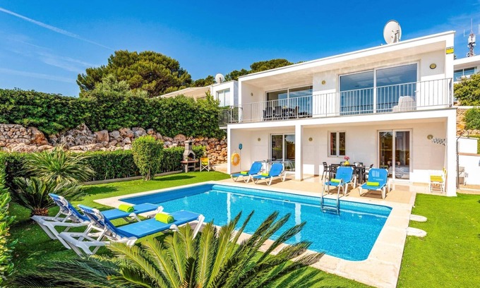 Coves Noves Villa | Villa Grace by Villa Plus