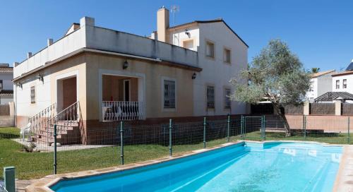 Villanueva del Ariscal Villa | Villa Grande del Aljarafe