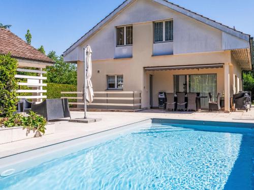 Genthod Villa | Villa Hauts-de-Genthod by Interhome