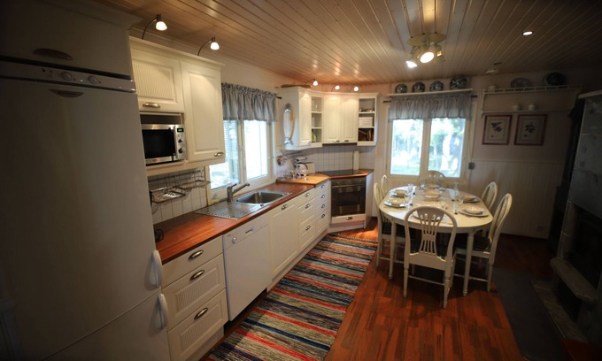 Rosala Cottage | Villa Helga