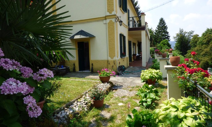 Blevio House | VILLA HORTENSIA COMO WITH GARDEN PRIVATE 2 BEDROOMS LAKE VIEW ,WI -FI