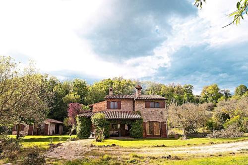 Monte Castello di Vibio House | Villa I Camini - Outbuilding, dependance - Swimming pool - Garden - BBQ and fireplaces - Soccer field