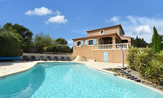 Montbrun-des-Corbieres Villa | Villa in Montbrun with pool near Carcassonne