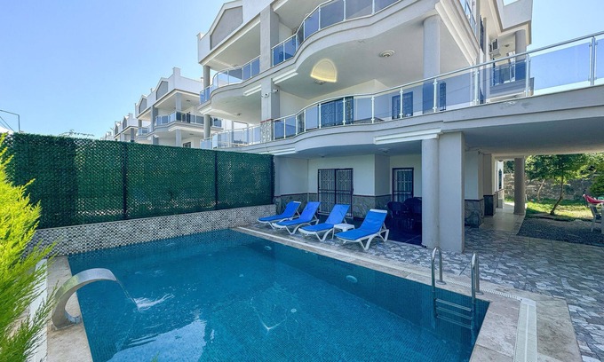 Kadnlar Denizi Mahallesi Villa | Villa İncir