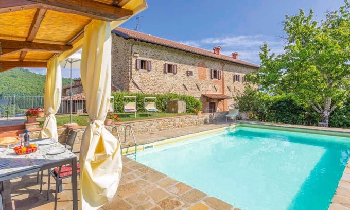 Ortignano Villa | Villa Il Castello - Four Bedroom Villa, Sleeps 8