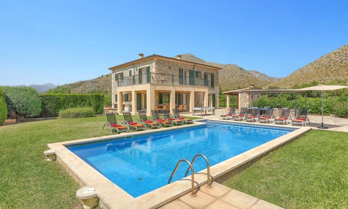 Les Palmeres Villa | Villa Illa Petita by Villa Plus