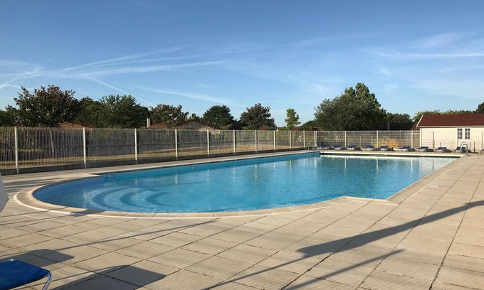 Vasles House | Villa in Les Forges with Golf & Pool Access