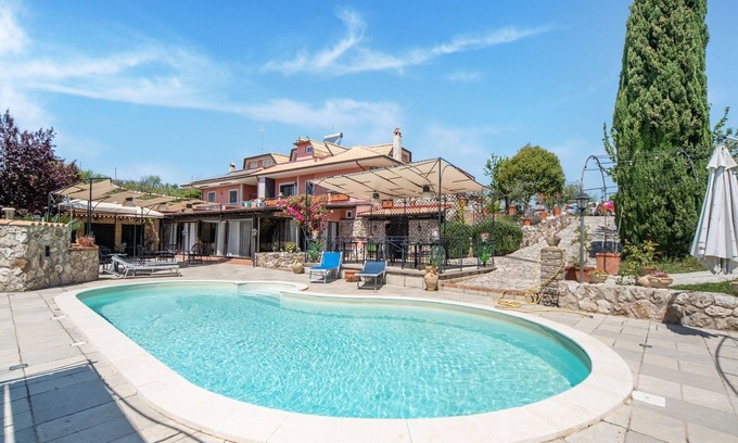 Monterotondo Villa | Villa in Monterotondo with Pool & Tiber Views