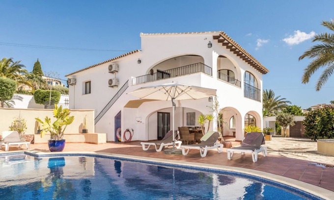 Moravit Villa | Villa in Moraira, Casa Lujo, 4 bed, sleeps 8, A/C, WIFI, heated pool (optional)