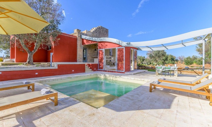 San Vito dei Normanni Villa | Villa in Serranova with 2 bedrooms sleeps 4