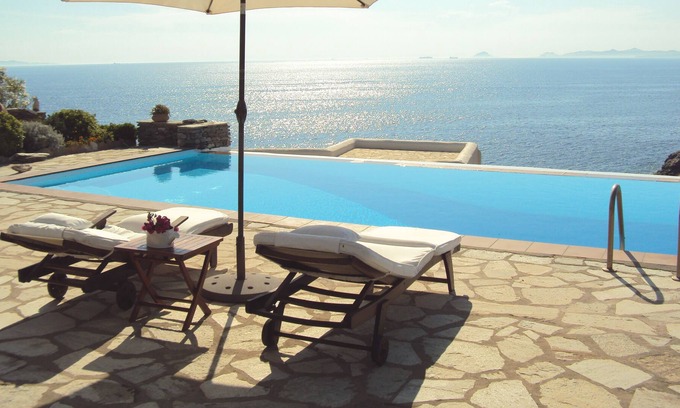 Koundouros Villa | Villa Ioanna: Your dream summer home!