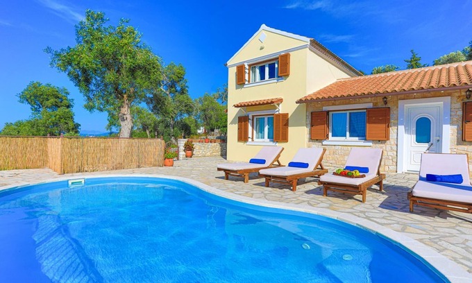 Paxos Villa | Villa Isavros in Paxi