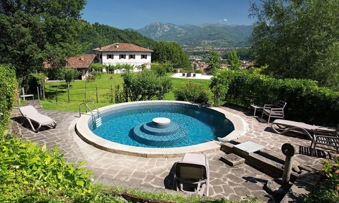 Castelnuovo di Garfagnana Villa | Villa Il Nido - Holiday Rental with swimming pool near Lucca, Tuscany
