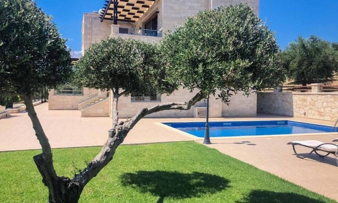 Kalyves Villa | Villa Jasmina - Modern Stone Villa - groups/family
