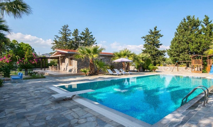 Kolymbia Villa | Villa Kalyptos - Three Bedroom Villa, Sleeps 6
