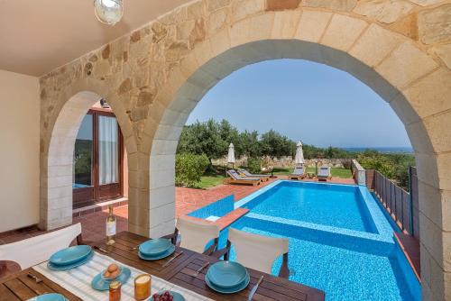 Spilia Villa | Villa Katerina with Eco heated pool