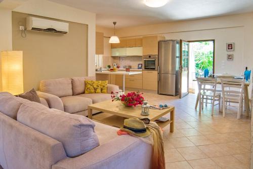 Katsimatika House | Villa Kiki Paxos Ozias