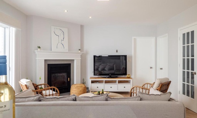 Petriti Villa | Villa Kostamaria