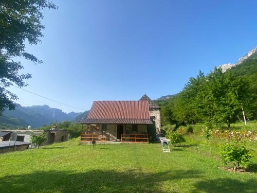 Okol House | Villa KRONI
