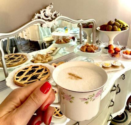 Vicopelago Bed & Breakfast | Villa La Dogana B&B di Charme - Historic Villa with a beautiful garden - private parking