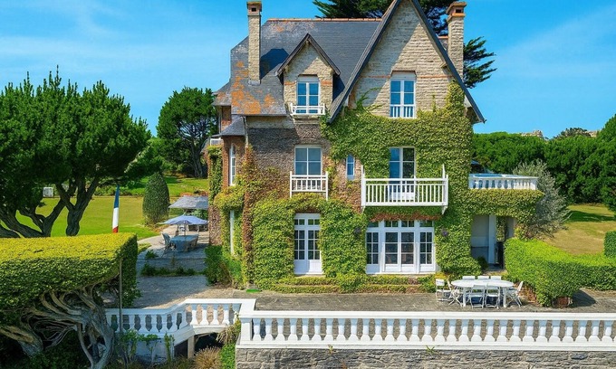 Saint-Cast-le-Guildo House | Villa la Feuillade - Magnifique Maison Vue Mer