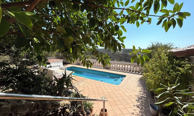 Cala Llonga Villa | Villa 'La Gaviota' with Sea View, Private Pool