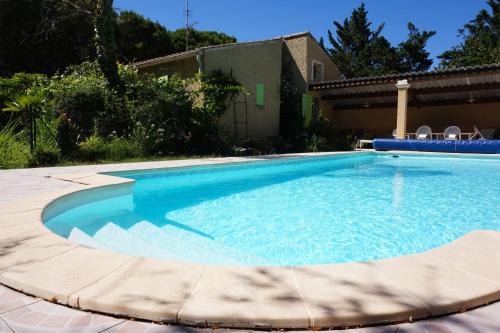 Mondragon Villa | Villa La Marpierre