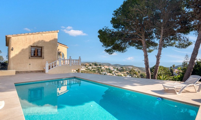 Cumbre del Sol Villa | Villa 'Landhaus Mit Pool Und Spektakulren' with Sea View, Wi-Fi and Air Conditioning