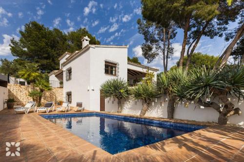 El Portet Villa | Villa Las Salinas by Abahana Villas