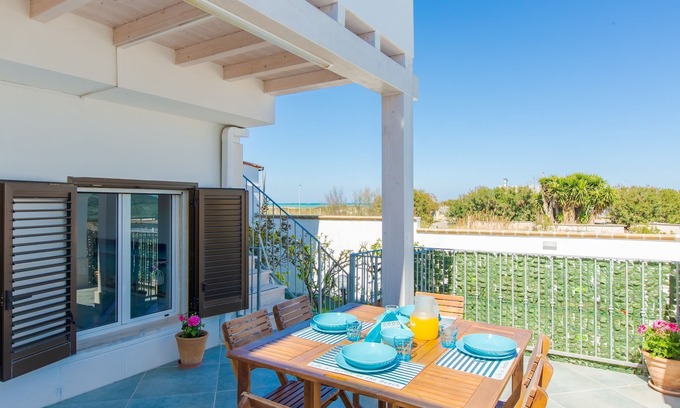Pantanagianni-pezze Morelli House | Villa Laura - Villa just 50 steps from sandy beaches - wi-fi free