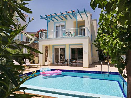Kefalas Villa | Villa Lawton - Magnificent sea & mountain views!