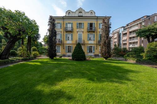 Pinerolo Apartment | Villa Le Camelie - Charme & Relax